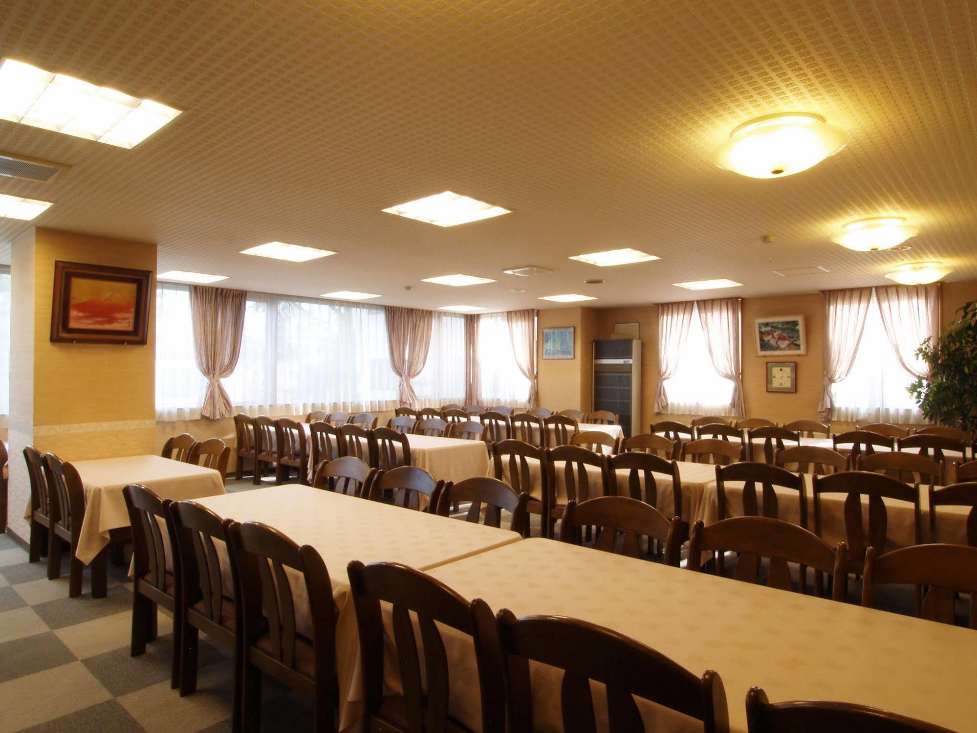Central Inn Hakuba Eksteriør billede
